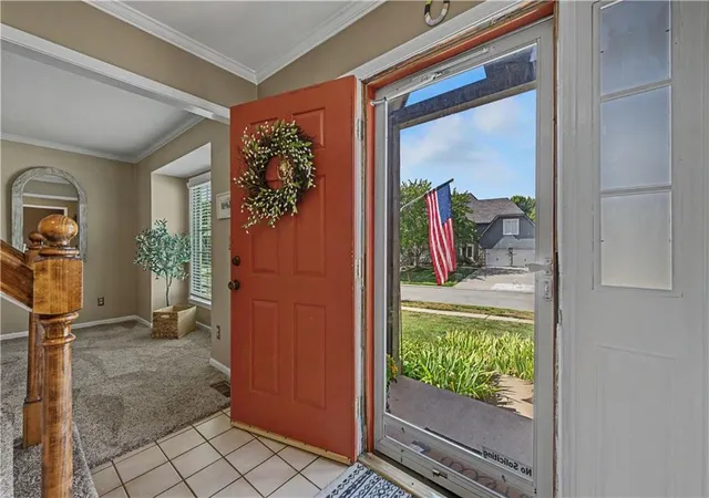 Photo 3 of Sale Pending at 10601 Barton St, Overland Park, KS 66214 | MLS# 2640939 | Listing updated on 2026-10-07