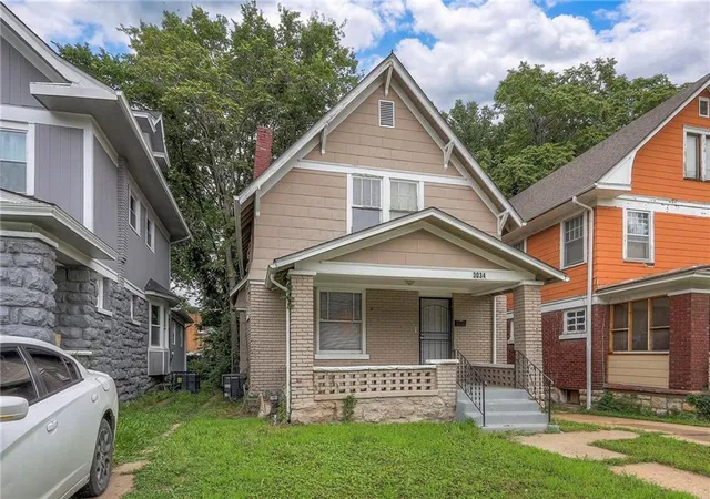 Photo 1 of Single family home for sale at 3034 E 32nd Street, Kansas City, MO 64128 | MLS# 2640957 | Listing updated on 2026-09-25