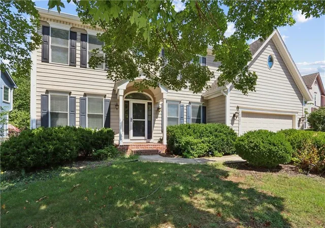 Photo 2 of Single family home for sale at 14521 S Greenwood St, Olathe, KS 66062 | MLS# 2640973 | Listing updated on 2026-10-13