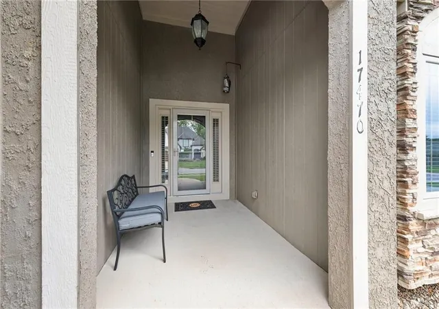 Photo 3 of Sale Pending at 17470 NW 128th Court, Platte City, MO 64079 | MLS# 2640975 | Listing updated on 2026-10-05