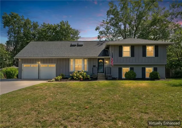 Photo 3 of Single family home for sale at 11153 Wornall Rd, Kansas City, MO 64114 | MLS# 2640990 | Listing updated on 2026-09-18