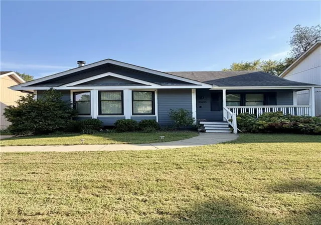 Photo 1 of Single family home for sale at 1505 Nw 63 Street, Kansas City, MO 64118 | MLS# 2640992 | Listing updated on 2026-10-03