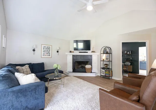 Photo 3 of Single family home for sale at 1505 Nw 63 Street, Kansas City, MO 64118 | MLS# 2640992 | Listing updated on 2026-10-03