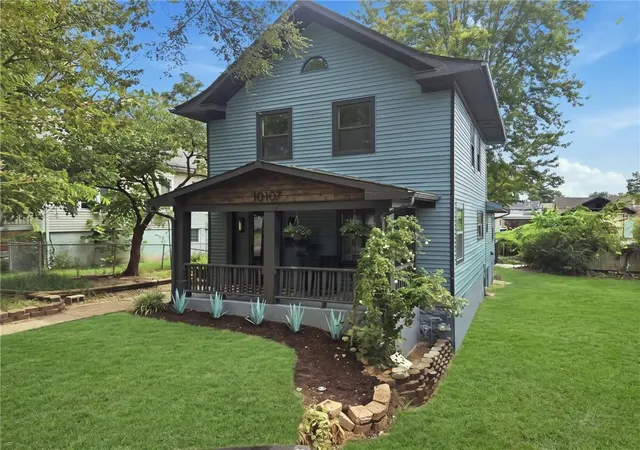 Single family home for sale at 10107 E 11th Street, Independence, MO 64053 | MLS# 2641004