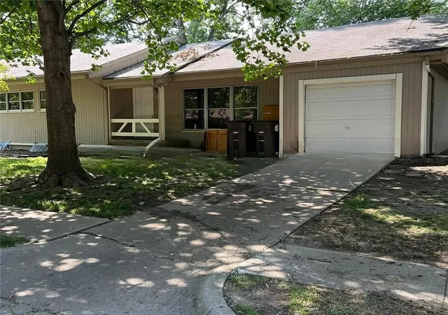 Photo 2 of Multi family home for sale at 508 Tumbleweed Pl, Belton, MO 64012 | MLS# 2641023 | Listing updated on 2026-09-17