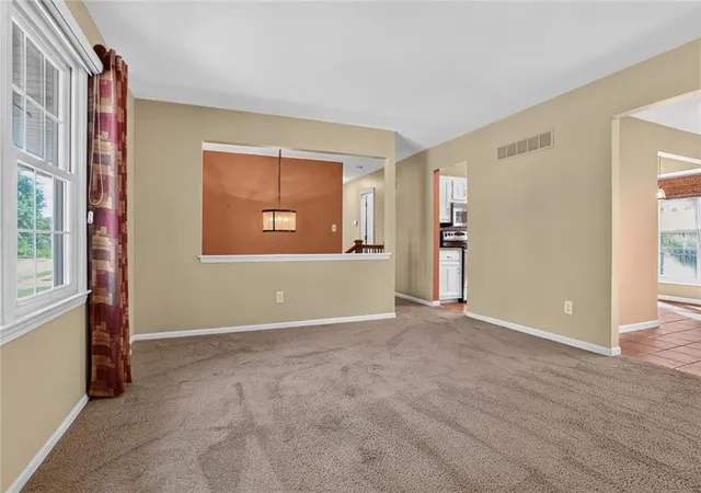 Photo 2 of Sale Pending at 901 NE 80th Terrace, Kansas City, MO 64118 | MLS# 2641058 | Listing updated on 2026-09-12