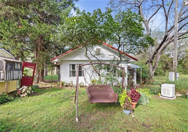 Photo 1 of Sale Pending at 1137 Kentucky Rd, Princeton, KS 66078 | MLS# 2641059 | Listing updated on 2026-10-05