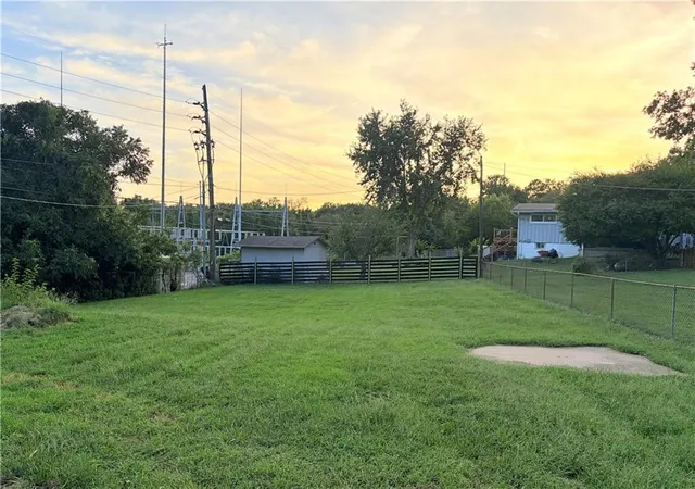 Photo 30 of Single family home for sale at 2852 North 63rd St, Kansas City, KS 66104 | MLS# 2641103 | Listing updated on 2026-09-12