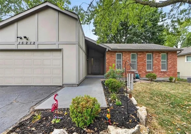 Photo 2 of Sale Pending at 15212 W 152nd Circle, Olathe, KS 66062 | MLS# 2641139 | Listing updated on 2026-09-28