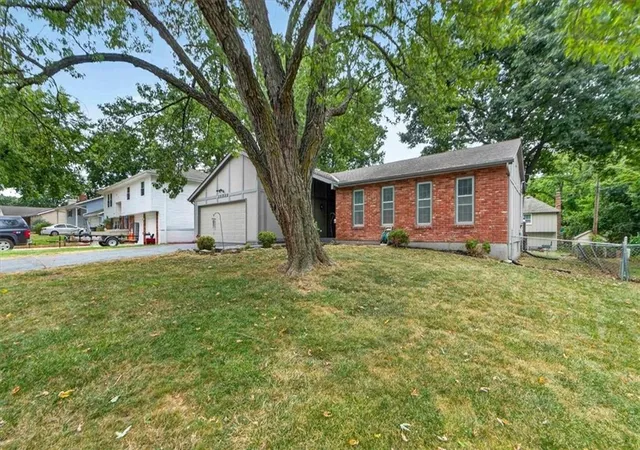 Photo 3 of Sale Pending at 15212 W 152nd Circle, Olathe, KS 66062 | MLS# 2641139 | Listing updated on 2026-09-28