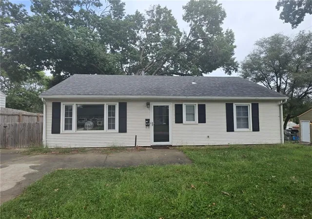 Photo 1 of Sale Pending at 612 Ne 67th Street, Kansas City, MO 64118 | MLS# 2641150 | Listing updated on 2026-09-22