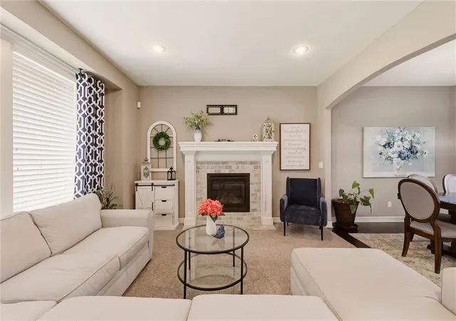 Photo 3 of Single family home for sale at 1804 Ne Griffin Dr, Lees Summit, MO 64086 | MLS# 2641179 | Listing updated on 2026-10-07