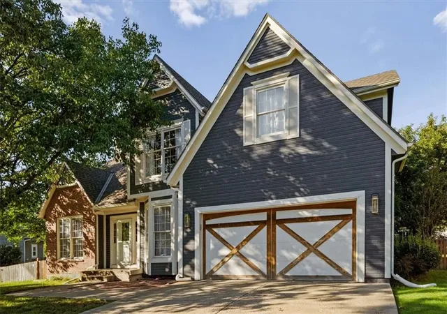Photo 3 of Single family home for sale at 22304 W 52nd Street, Shawnee, KS 66226 | MLS# 2641184 | Listing updated on 2026-09-17