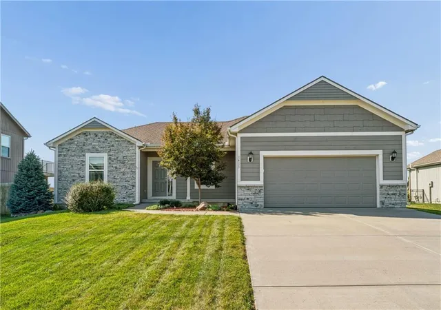 Photo 1 of Single family home for sale at 1411 N 3rd Street E, Louisburg, KS 66053 | MLS# 2641193 | Listing updated on 2026-09-19