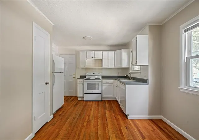 Photo 4 of Single family home for sale at 5314 Linden St, Roeland Park, KS 66205 | MLS# 2641201 | Listing updated on 2026-10-06