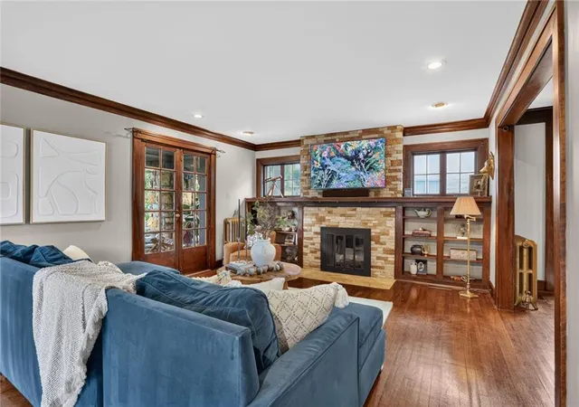 Photo 4 of Single family home for sale at 4983 Westwood Ter, Kansas City, MO 64112 | MLS# 2641225 | Listing updated on 2026-09-25