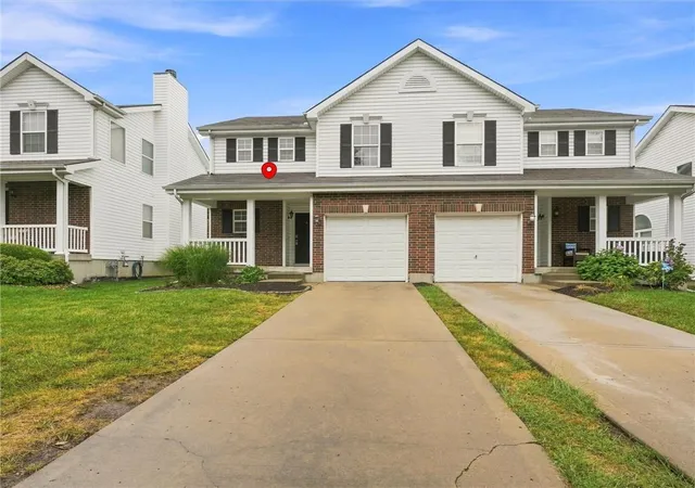 Photo 2 of Townhouse for sale at 9815 Ne 98th Street, Kansas City, MO 64157 | MLS# 2641230 | Listing updated on 2026-09-12