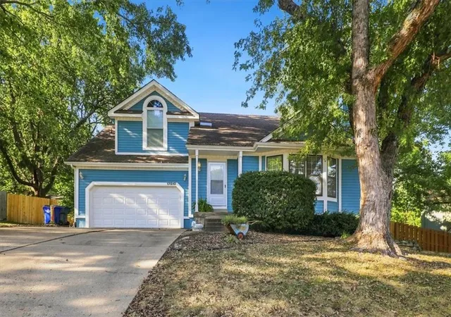 Photo 1 of Single family home for sale at 17510 W 116th Street, Olathe, KS 66061 | MLS# 2641235 | Listing updated on 2026-09-22