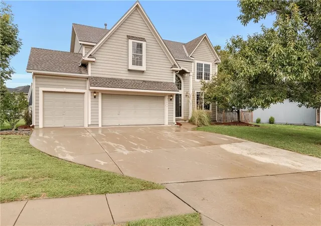 Photo 1 of Single family home for sale at 25046 W 150 Court, Olathe, KS 66061 | MLS# 2641258 | Listing updated on 2026-10-01
