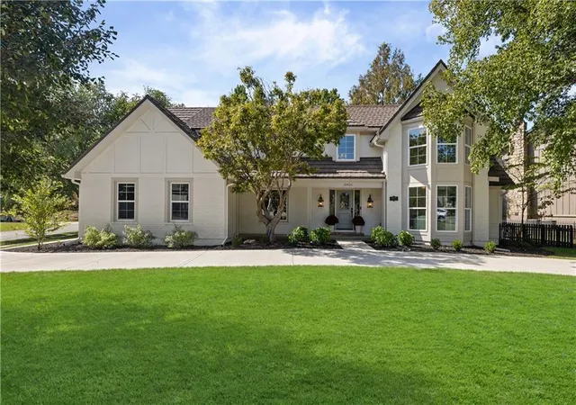 Photo 2 of Single family home for sale at 10426 Alhambra St, Overland Park, KS 66207 | MLS# 2641302 | Listing updated on 2026-09-29