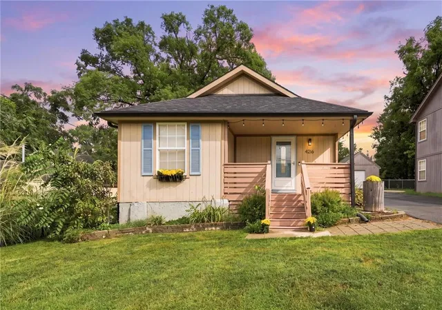 Photo 1 of Single family home for sale at 4216 Ne 44th Street, Kansas City, MO 64117 | MLS# 2641305 | Listing updated on 2026-09-24
