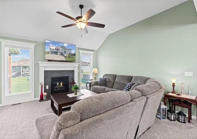 Photo 3 of Single family home for sale at 1704 Willow Ln, Kearney, MO 64060 | MLS# 2641319 | Listing updated on 2026-10-02