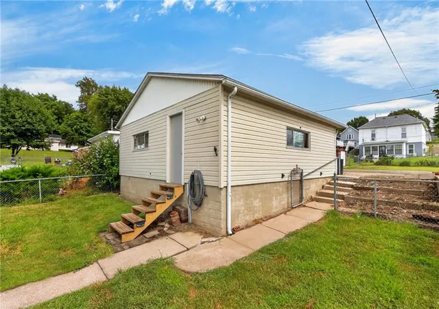 Photo 3 of Sale Pending at 2607 S 14th Street, Saint Joseph, MO 64503 | MLS# 2641356 | Listing updated on 2026-09-16