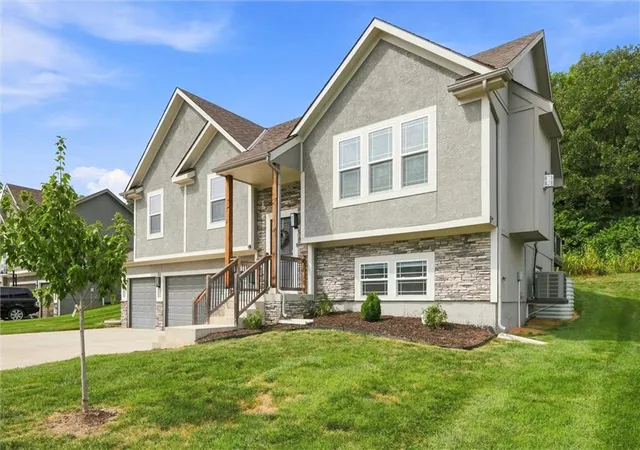 Photo 3 of Single family home for sale at 12216 E 89th Terrace, Kansas City, MO 64138 | MLS# 2641357 | Listing updated on 2026-09-17