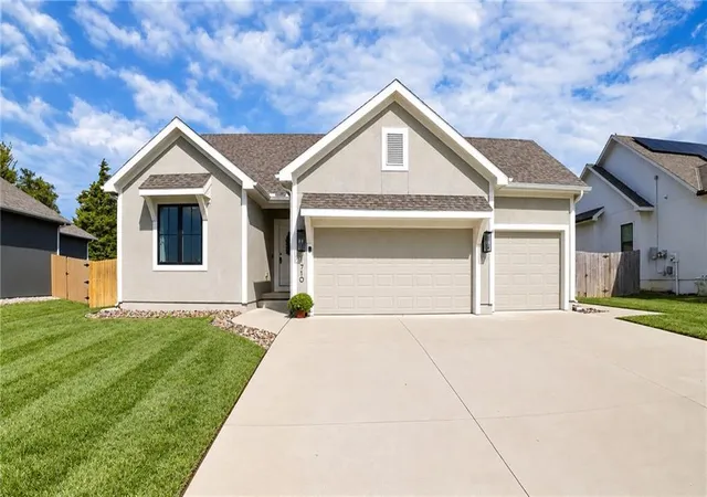 Single family home for sale at 1710 E 127th Terrace, Kansas City, MO 64145 | MLS# 2641362
