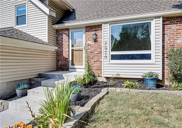 Photo 2 of Single family home for sale at 7910 Rene St, Lenexa, KS 66215 | MLS# 2641375 | Listing updated on 2026-10-01