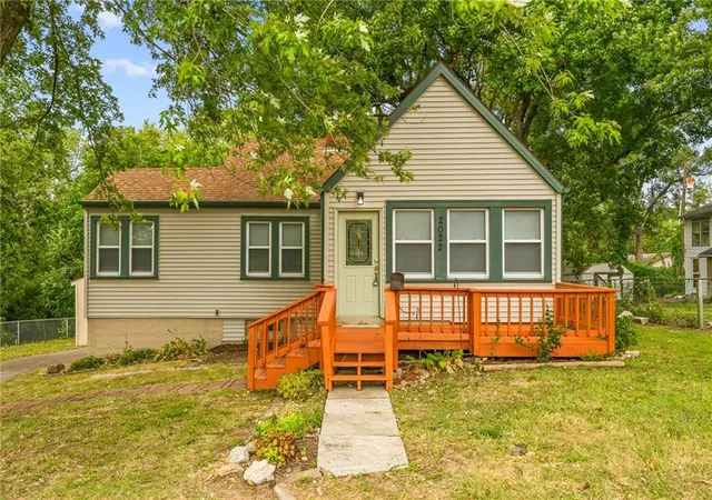 Photo 1 of Sale Pending at 2022 S Hardy Ave, Independence, MO 64055 | MLS# 2641396 | Listing updated on 2026-09-14