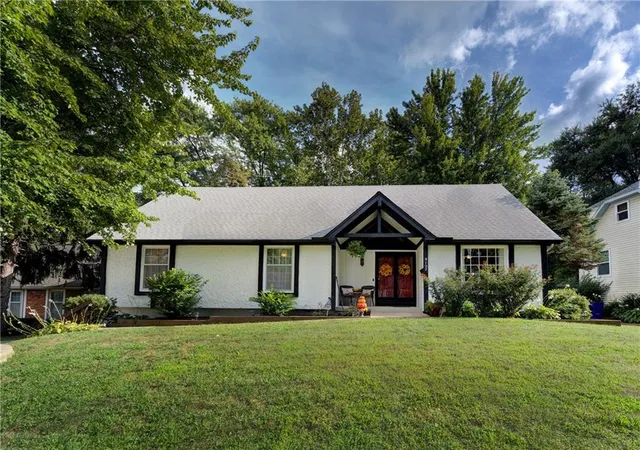 Photo 1 of Single family home for sale at 9127 W 91st Terrace, Overland Park, KS 66212 | MLS# 2641402 | Listing updated on 2026-09-16