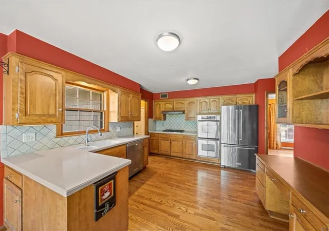 Photo 3 of Sale Pending at 8124 Granada Rd, Prairie Village, KS 66208 | MLS# 2641428 | Listing updated on 2026-09-26