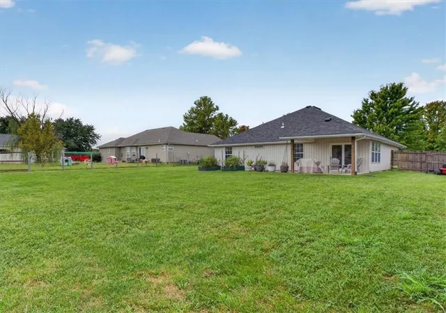 Photo 33 of Single family home for sale at 507 SW Cross Crk Dr, Grain Valley, MO 64029 | MLS# 2641434 | Listing updated on 2026-10-06