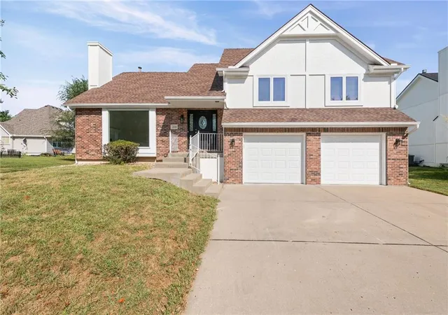 Photo 1 of Sale Pending at 2018 Nw 81st Place, Kansas City, MO 64151 | MLS# 2641439 | Listing updated on 2026-09-21