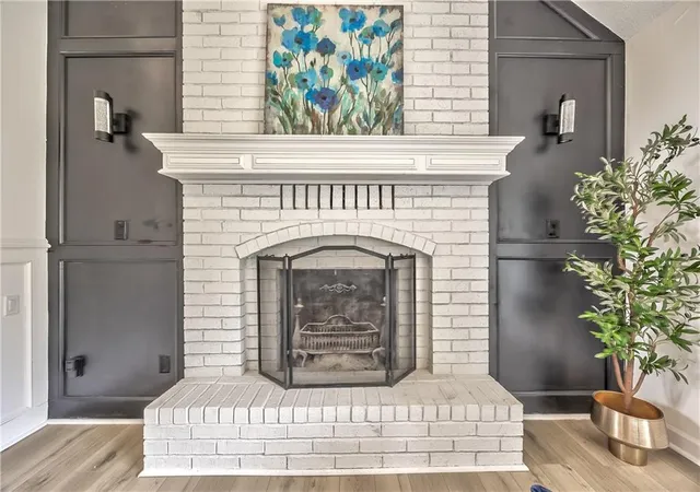 Photo 4 of Single family home for sale at 1105 Brookside Pl, Raymore, MO 64083 | MLS# 2641440 | Listing updated on 2026-09-12
