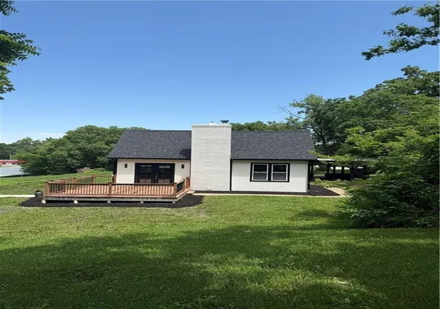Photo 3 of Single family home for sale at 1106 College Hl St, Pleasant Hill, MO 64080 | MLS# 2641452 | Listing updated on 2026-09-12