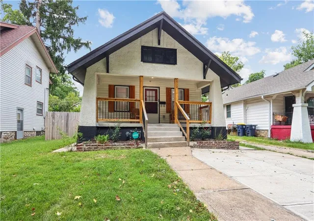 Photo 1 of Sale Pending at 5714 Brooklyn Ave, Kansas City, MO 64130 | MLS# 2641473 | Listing updated on 2026-09-26
