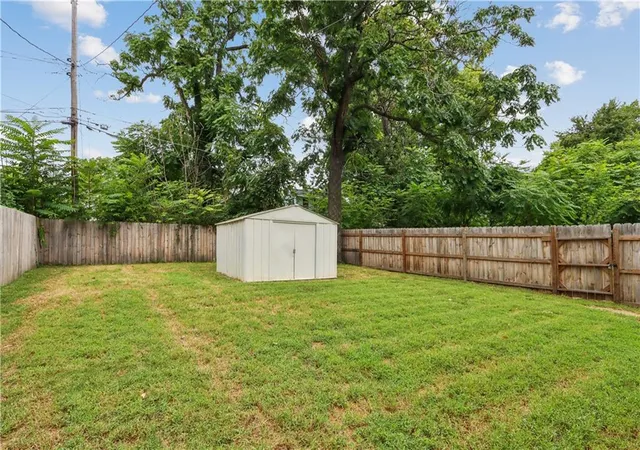 Photo 18 of Sale Pending at 5714 Brooklyn Ave, Kansas City, MO 64130 | MLS# 2641473 | Listing updated on 2026-09-26