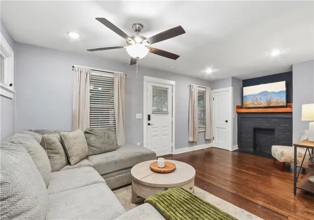 Photo 3 of Sale Pending at 5714 Brooklyn Ave, Kansas City, MO 64130 | MLS# 2641473 | Listing updated on 2026-09-26