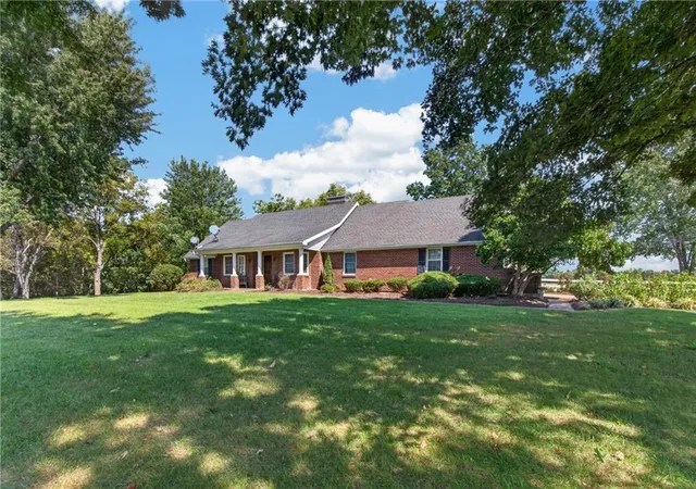 Photo 1 of Single family home for sale at 12692 Elm Park Rd, Lexington, MO 64067 | MLS# 2641482 | Listing updated on 2026-09-28