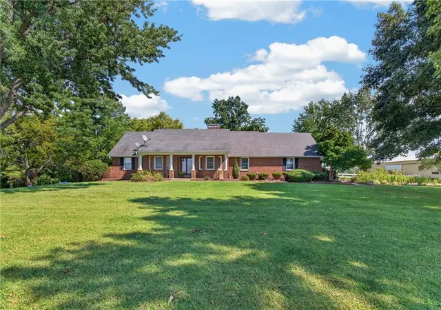 Photo 3 of Single family home for sale at 12692 Elm Park Rd, Lexington, MO 64067 | MLS# 2641482 | Listing updated on 2026-09-28