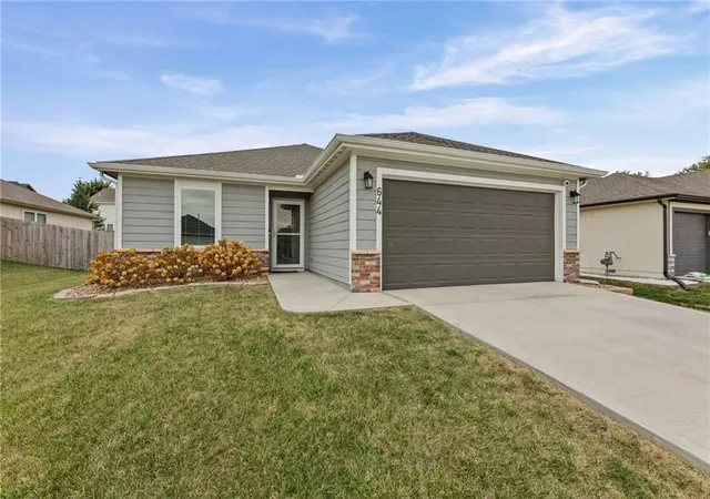 Photo 1 of Single family home for sale at 644 N Pear St, Gardner, KS 66030 | MLS# 2641486 | Listing updated on 2026-09-21