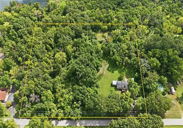 Photo 1 of Single family home for sale at 2915 S Slaughter Rd, Grain Valley, MO 64029 | MLS# 2641501 | Listing updated on 2026-09-24