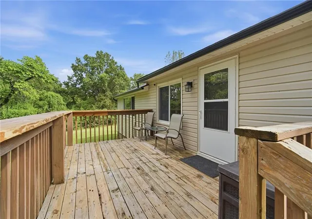 Photo 3 of Single family home for sale at 2915 S Slaughter Rd, Grain Valley, MO 64029 | MLS# 2641501 | Listing updated on 2026-09-24