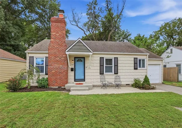 Photo 1 of Sale Pending at 5011 W 51st Street, Roeland Park, KS 66205 | MLS# 2641505 | Listing updated on 2026-09-27