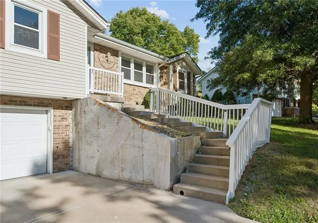 Photo 2 of Single family home for sale at 508 Wells Rd, Platte City, MO 64079 | MLS# 2641529 | Listing updated on 2026-10-06