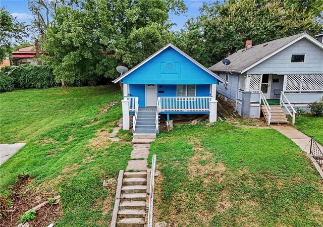 Photo 3 of Single family home for sale at 6039 E 14th Street, Kansas City, MO 64126 | MLS# 2641538 | Listing updated on 2026-09-12