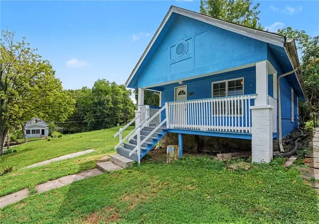 Photo 3 of Single family home for sale at 6039 E 14th Street, Kansas City, MO 64126 | MLS# 2641538 | Listing updated on 2026-09-12