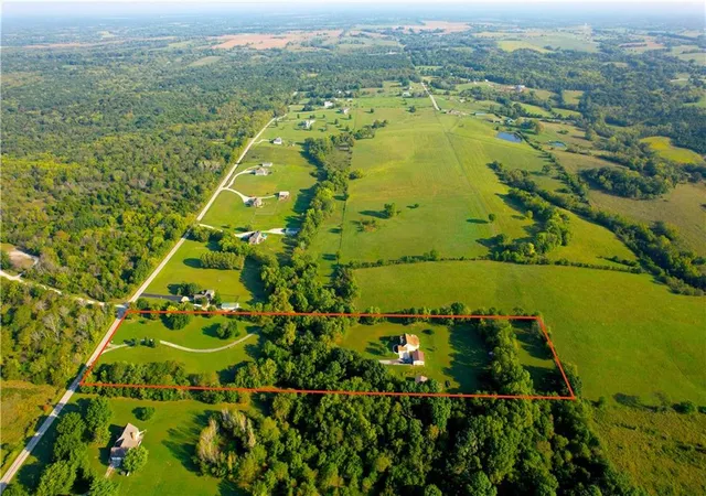 Photo 59 of Single family home for sale at 16723 Endsley Rd, Kearney, MO 64060 | MLS# 2641545 | Listing updated on 2026-10-19